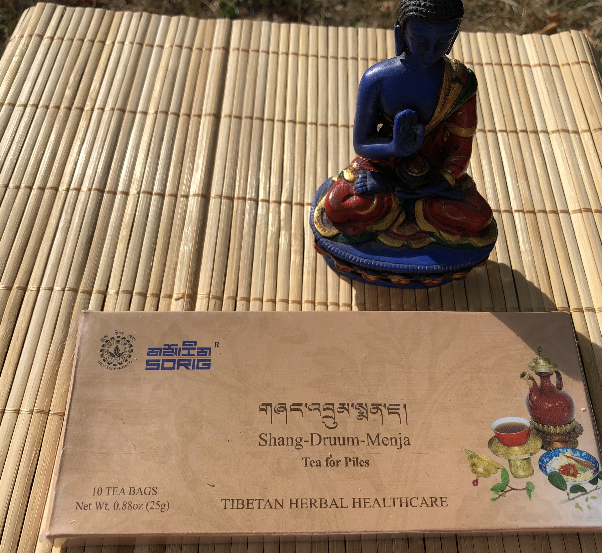 Tibeti gyógyteák - SORIG Shang-Druum Menja - Aranyér tea  A Shang-Druum Menja természetes gyógynövényekből készült a tibeti gyógyító
